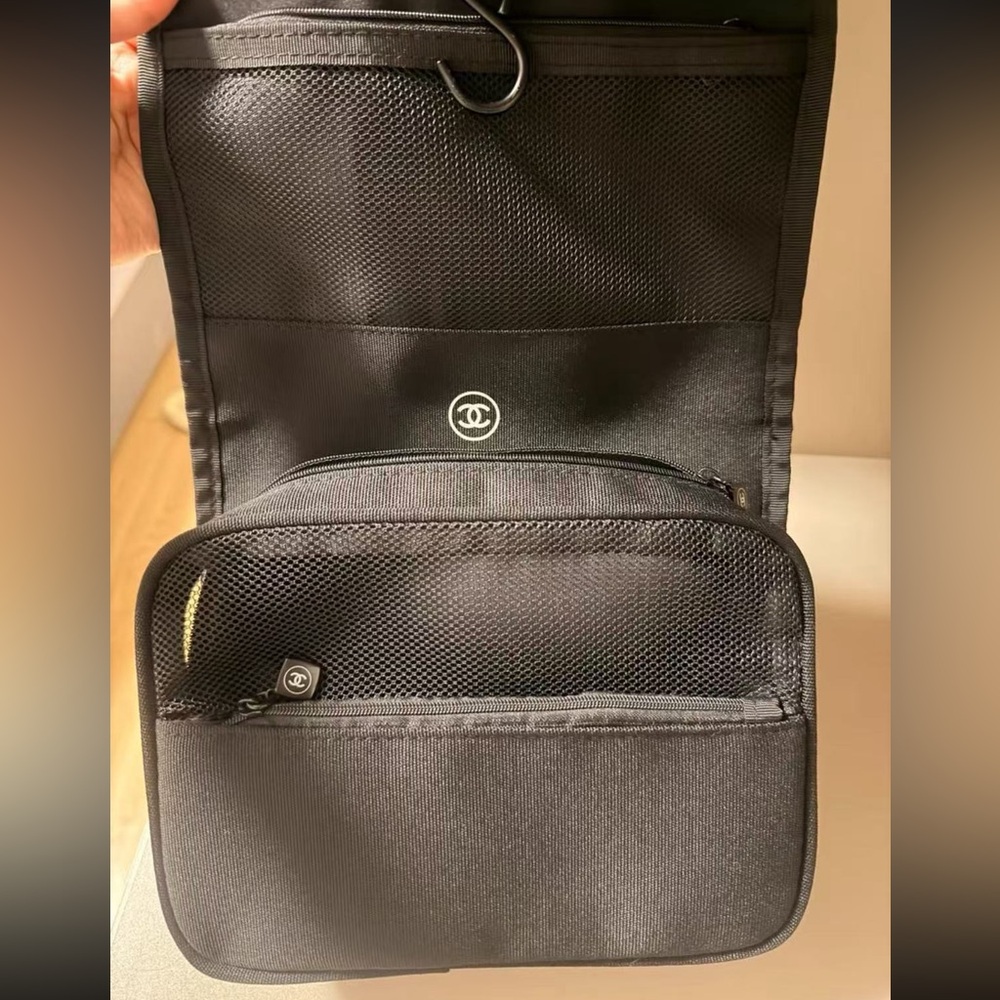 CHANEL Beauté travel toiletry bag